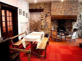 Auberge Du Cheval Blanc Châteaugiron 외부 사진